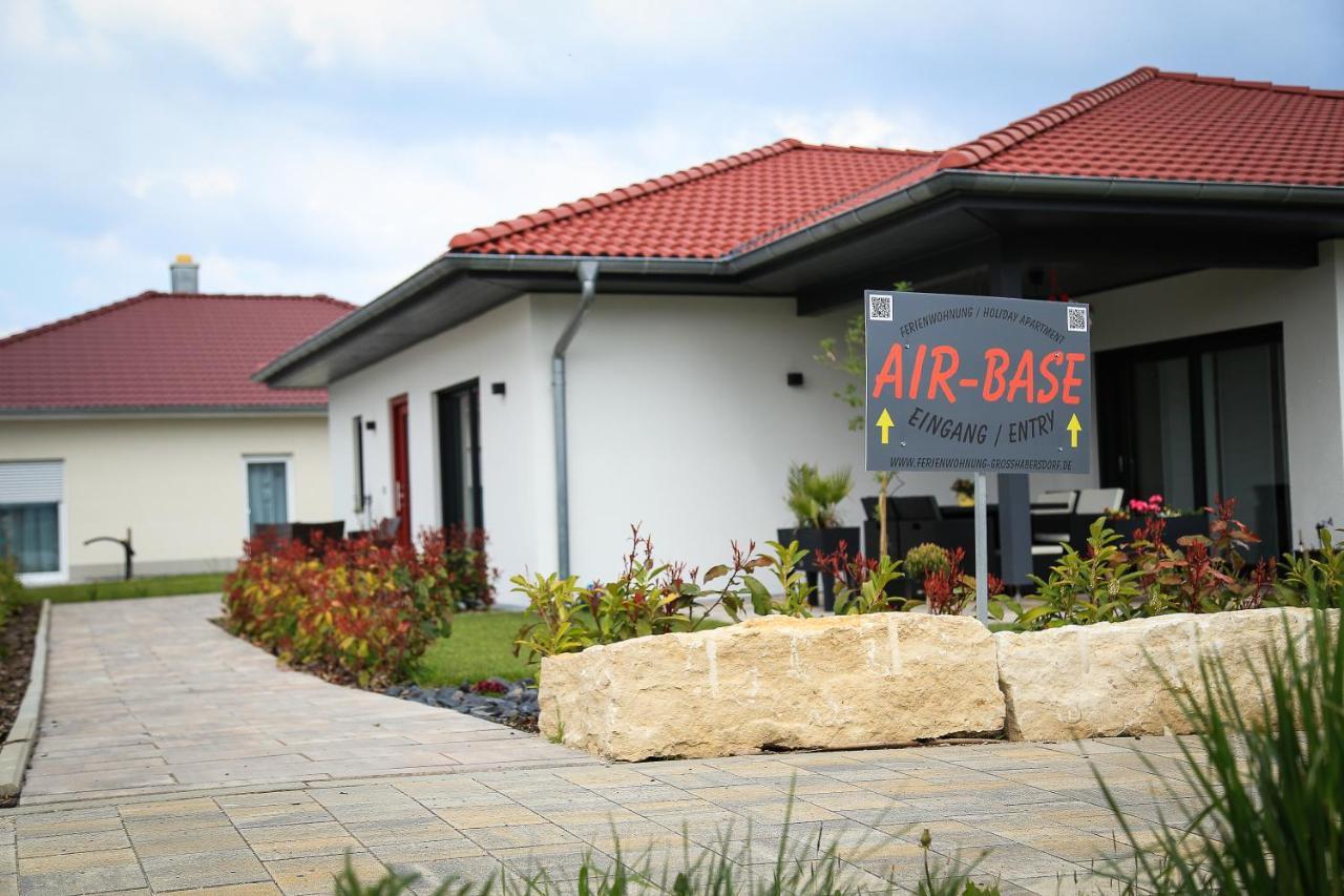 Ferienwohnung Air-Base - Playmobil, Messe, Nuernberg, Fuerth, Ansbach In 20 Minuten Erreichbar Grosshabersdorf Экстерьер фото